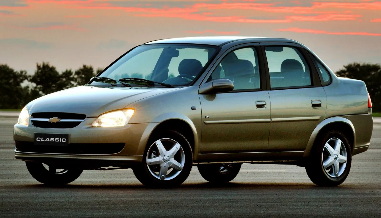 Chevrolet Classic — Foto: Divulgação Chevrolet